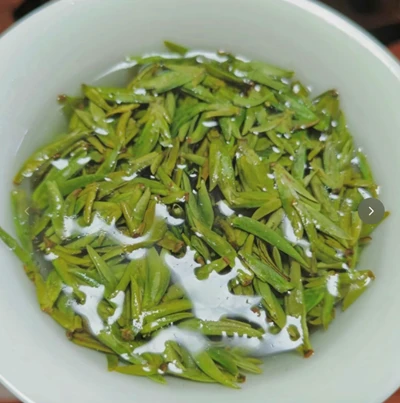 Which tea is suitable for people who smoke